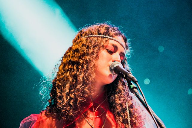 China Roldán.