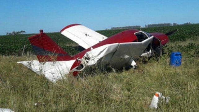 Roja. La aeronave cay&oacute; en un campo de San Justo el s&aacute;bado a la tarde.