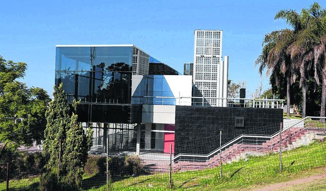 En el edificio del ex bar Munich funcionará un gimnasio y un espacio gastronómico.