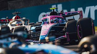 Otra buena largada de Franco Colapinto y la superación a Bortoletto lo situaron de entrada 13º, pero en Japón de nuevo un safety car por un accidente en que se vio involucrado lo perjudicó.