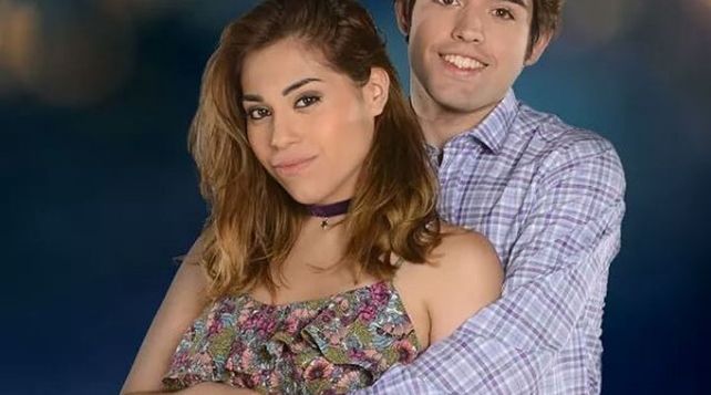 Se viralizaron dos videos en los que se asegura que Kiara