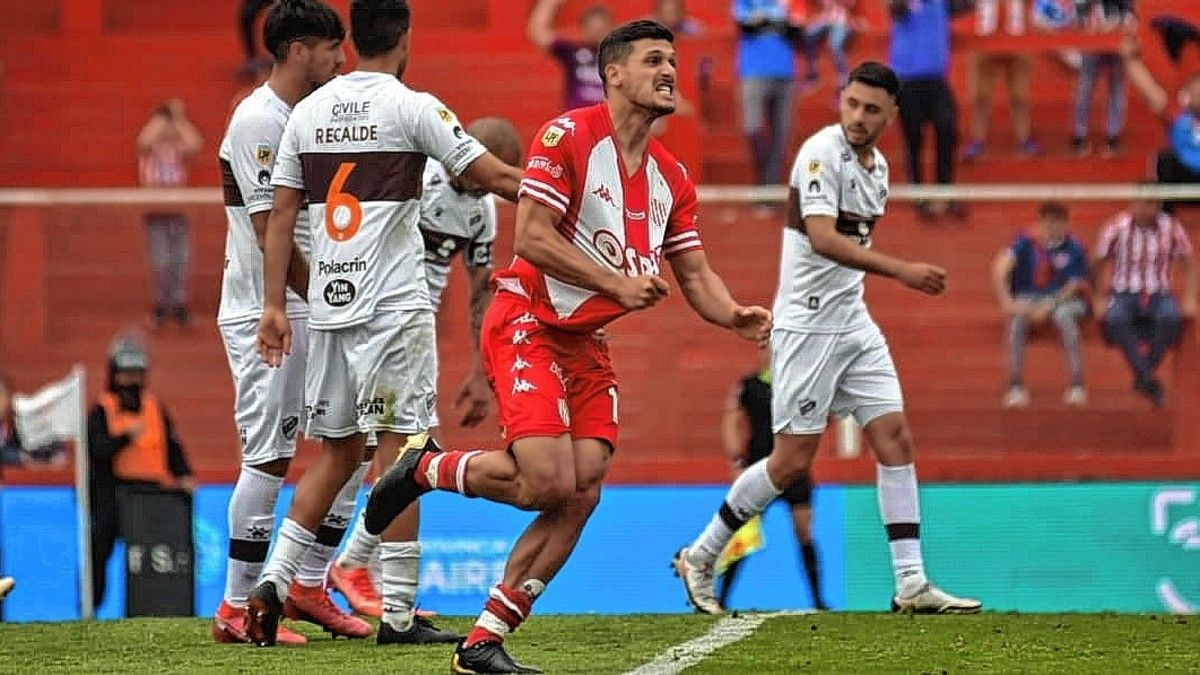 Juan Manuel García pide pista en Unión a fuerza de goles