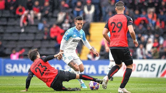 Saralegui, consolida al mismo mediocampo en Colón