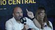 Almirón sigue en Central: Hasta mi mamá me pidió que lo eche, pero no, dijo Belloso