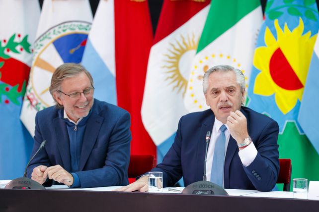 Diálogo. Bahillo junto al presidente Fernández en el cierre del 45° Consejo Federal Agropecuario.