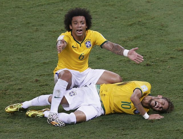 Messi, Maradona y otras estrellas expresaron su solidaridad con Neymar
