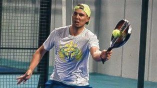 Nadal sorprendió con su habilidad para jugar al pádel con Carlos Moyá