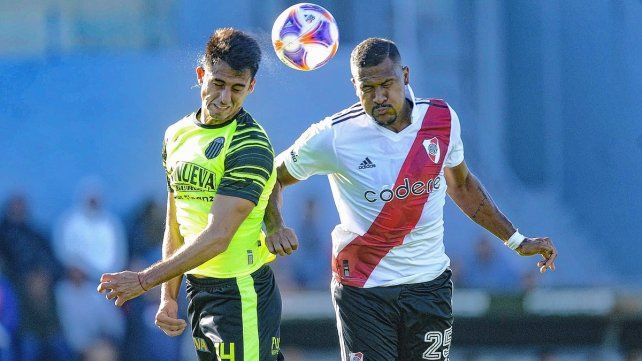 River cayó como visitante ante Barracas Central.