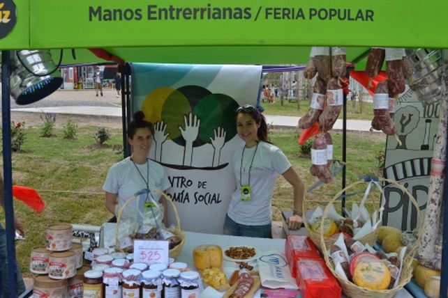 Manos Entrerrianas: El Gobierno acompaña a emprendedores
