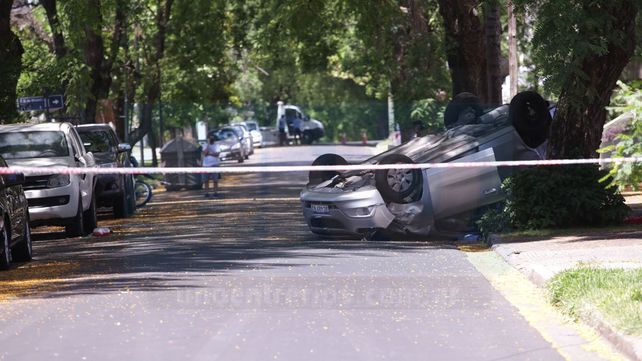 Vuelco en Paraná.Foto: UNO/Juan Ignacio Pereira