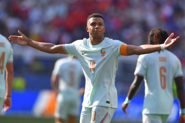 Mbappé alcanzó a Messi y la Bota de Oro del Mundial arde en la recta final