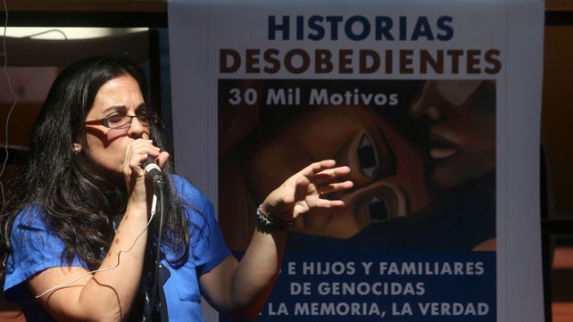 La hija de un represor que eligió ser una maestra desobediente