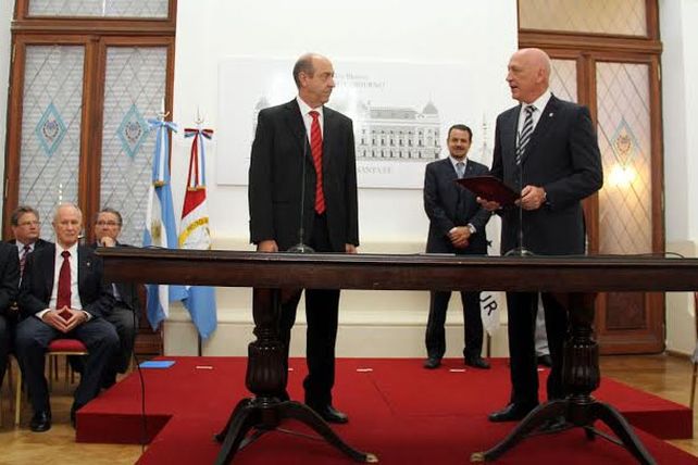 Bonfatti puso en funciones al nuevo secretario de Estado de la Energía