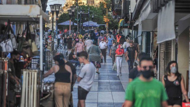 La flexibilización de más actividades reactiva de a poco el mercado laboral