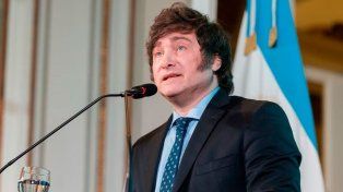 El gobierno de Javier Milei celebró el fin del Impuesto PAIS: Era una carga para los argentinos