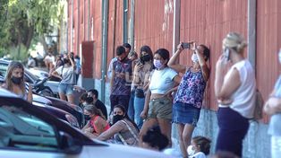 Sigue aumentando la cantidad de santafesinos en los centros de testeos Covid.