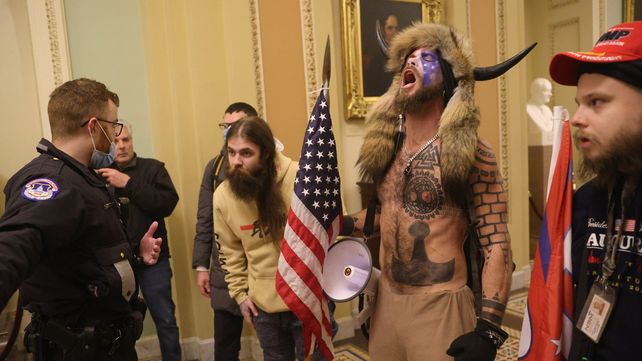 Presentaron cargos contra 55 personas por el asalto al Capitolio de Estados Unidos