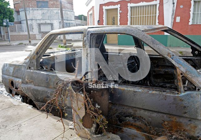Quemacoches: cuatro autos incendiados este sábado y ya suman 39 en 2015