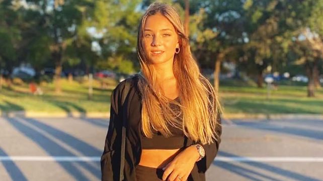 Catalina Gutiérrez de 21 años estaba desaparecida. Encontraron su cuerpo en un auto. Detuvieron a un amigo que la acosaba