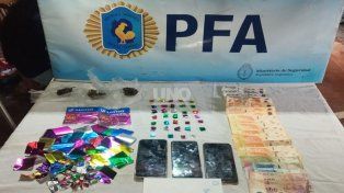 Cuatro vendedores barriales de drogas detenidos en allanamientos en Santa Lucía y Santa Rosa de Lima.