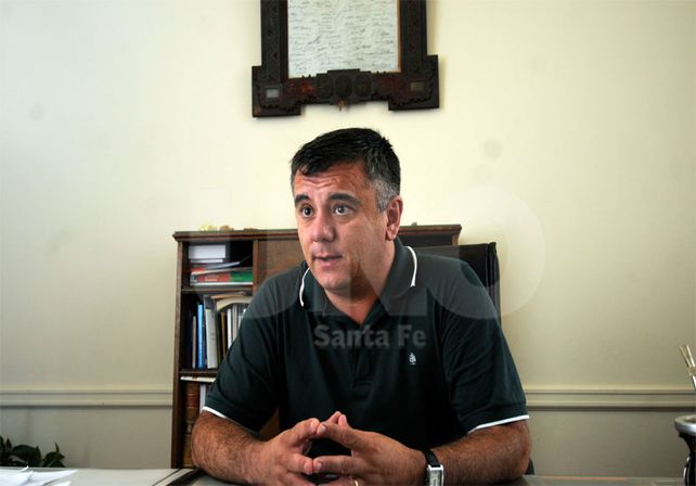 Respaldo. El Secretario General de la UNL confirmó que todos los actores trabajan con los afectados / Foto: Mauricio Centurión - Uno Santa Fe