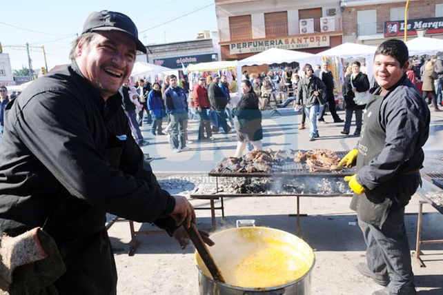 Aristóbulo del Valle se vistió con todo el color de la Independencia