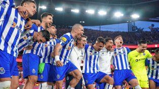 En una gran reacción, Porto le dio vuelta el Clásico a Benfica y lo superó 2-1 por la máxima categoría de Portugal.