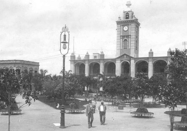 Impulsan un proyecto para la reconstrucción del viejo Cabildo
