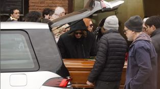 Familiares despidieron los restos de Ernbestina Pais.