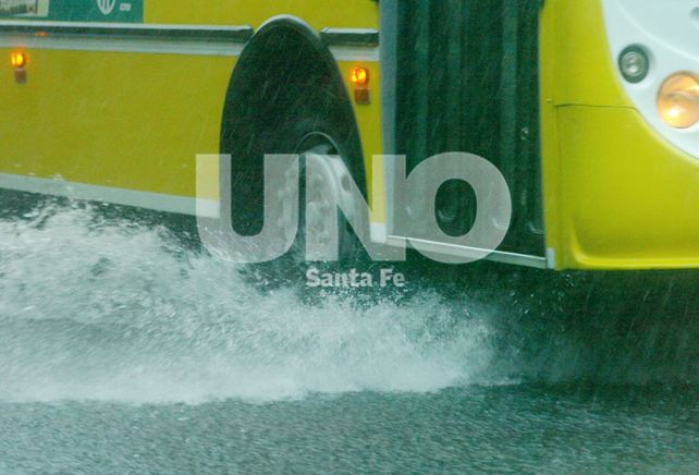 Tras las intensas lluvias, poco a poco se normaliza el servicio de transporte público local