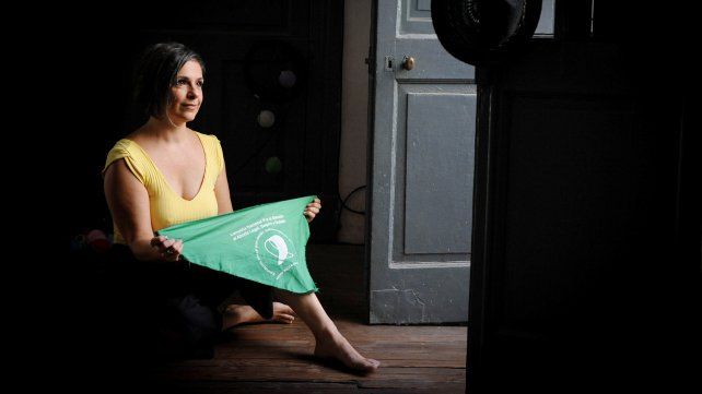 Dahiana Belfiori es activista feminista y escritora.