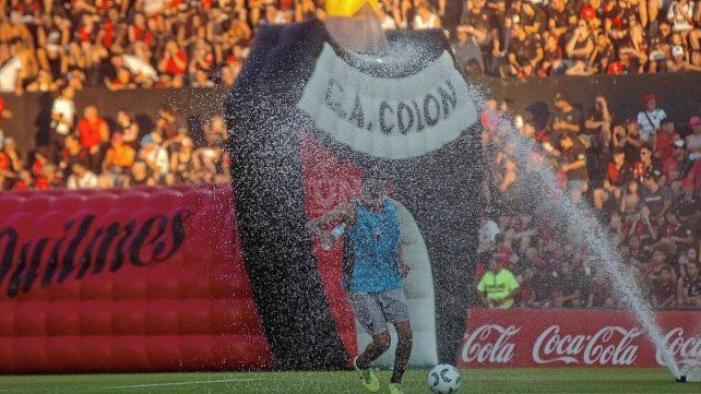 Otro comunicado lapidario en Colón por parte de la agrupación Sangre de Campeones