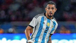 Facundo Medina fue citado de urgencia a la Selección.