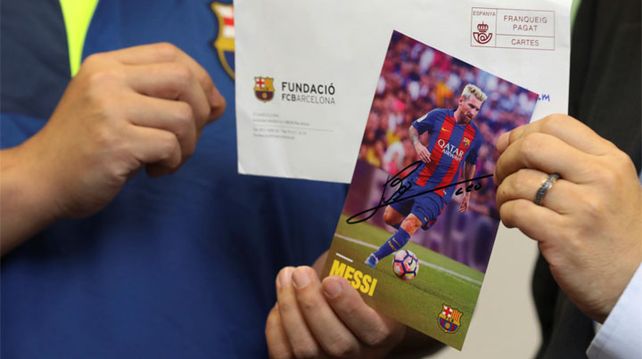 Denunció torturas por una foto de Messi