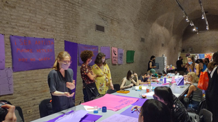 Out of print work: a feminist action to talk about art and maternity wards