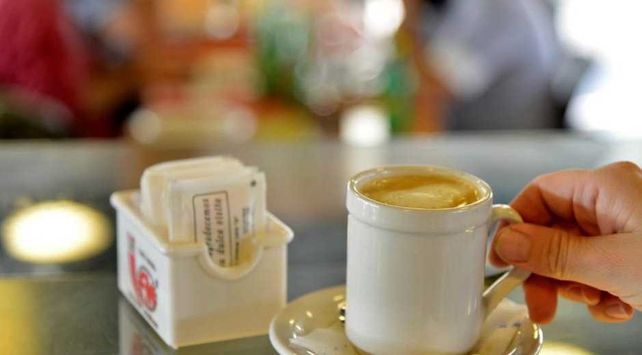 Limitan el consumo de azúcar y endulzantes