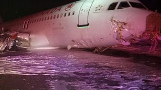 Un avión se despistó en una tormenta de nieve