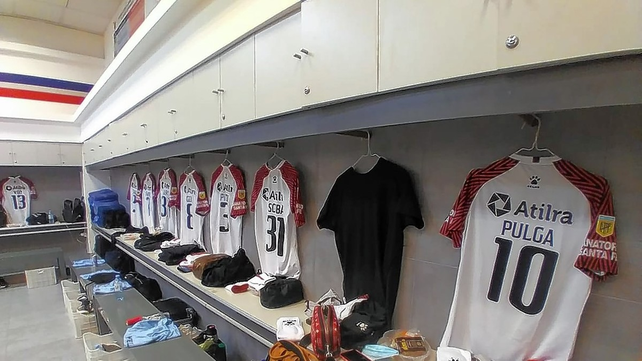 Eduardo Domínguez dispuso que sean 20 los jugadores de Colón a disposición para el partido ante Banfield.