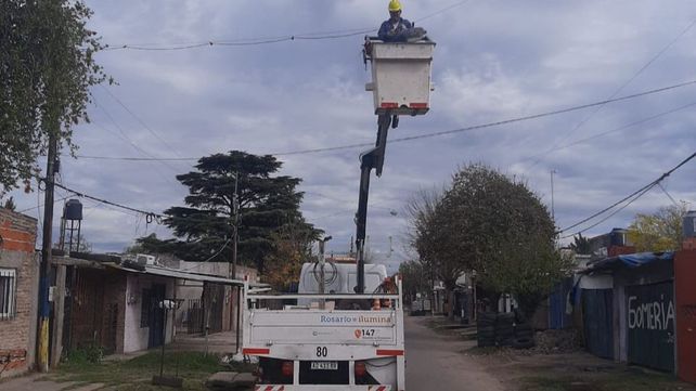 Unas 800 luminarias fueron instaladas en los barrios San Martín A y Alvear.