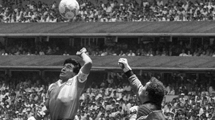 Pagaron más de 2 millones de dólares por la pelota del gol de la mano de Dios