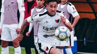 Colón define la formación para recibir a Almirante Brown con varias cuestiones pendientes