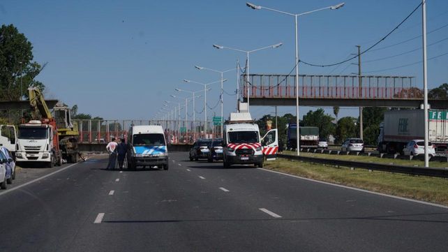 Caída del puente peatonal en Circunvalación