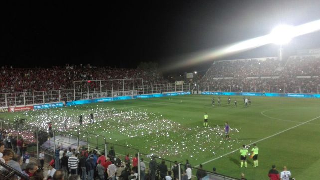 Boca derrotó a Patronato por 2 a 0 y festejó en un Grella repleto
