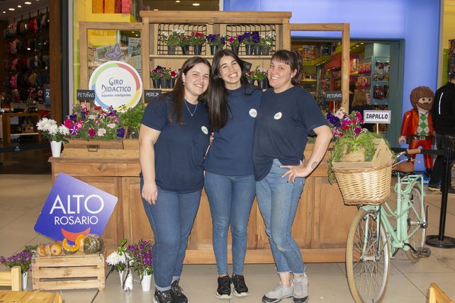Oriana Toledo, Victoria Costa y Rocío Crespo