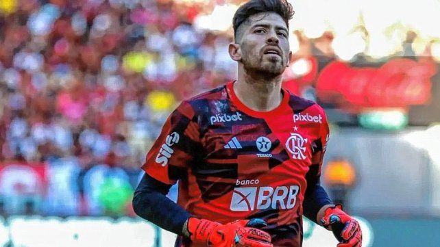Balearon el auto de Agustín Rossi, arquero de Flamengo