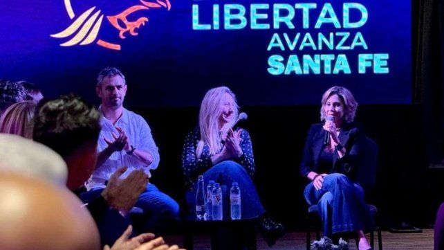 Karina Milei felicitó a Romina Diez por la elección de LLA en Santa Fe Karina Milei felicitó a Romina Diez por la elección de LLA en Santa Fe