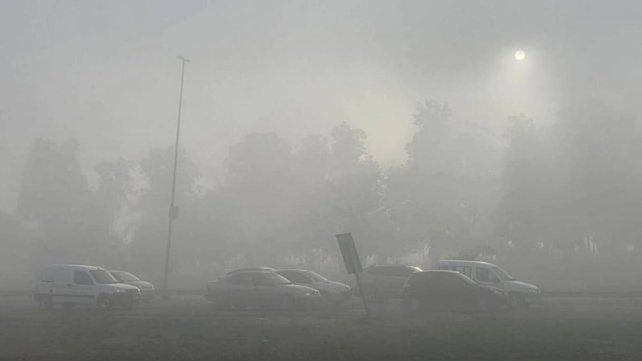 Alerta violeta: una densa niebla cubre todo Entre Ríos