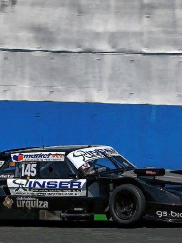 Iñaki Arrías se subió al podio y ganó la Etapa Regular