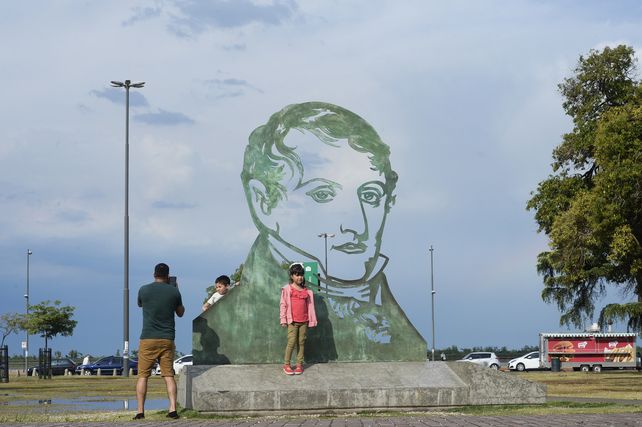 El proyecto de la concejala Julia Irigoitia busca generar herramientas para los turistas.