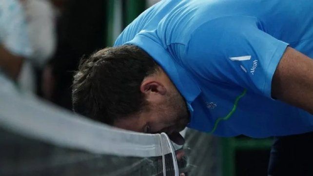 Del Potro y el último beso a la red.